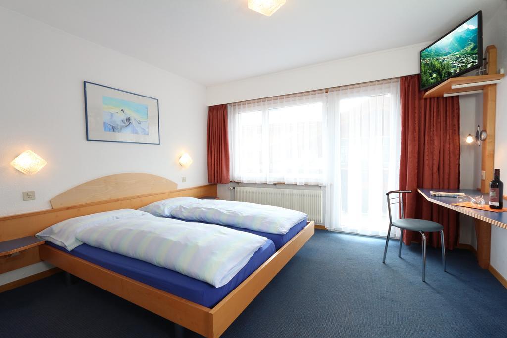 Hotel Garni Domino Saas-Fee Luaran gambar