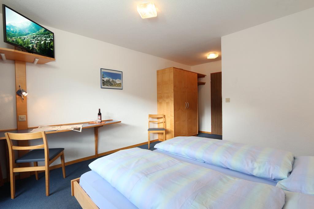 Hotel Garni Domino Saas-Fee Luaran gambar